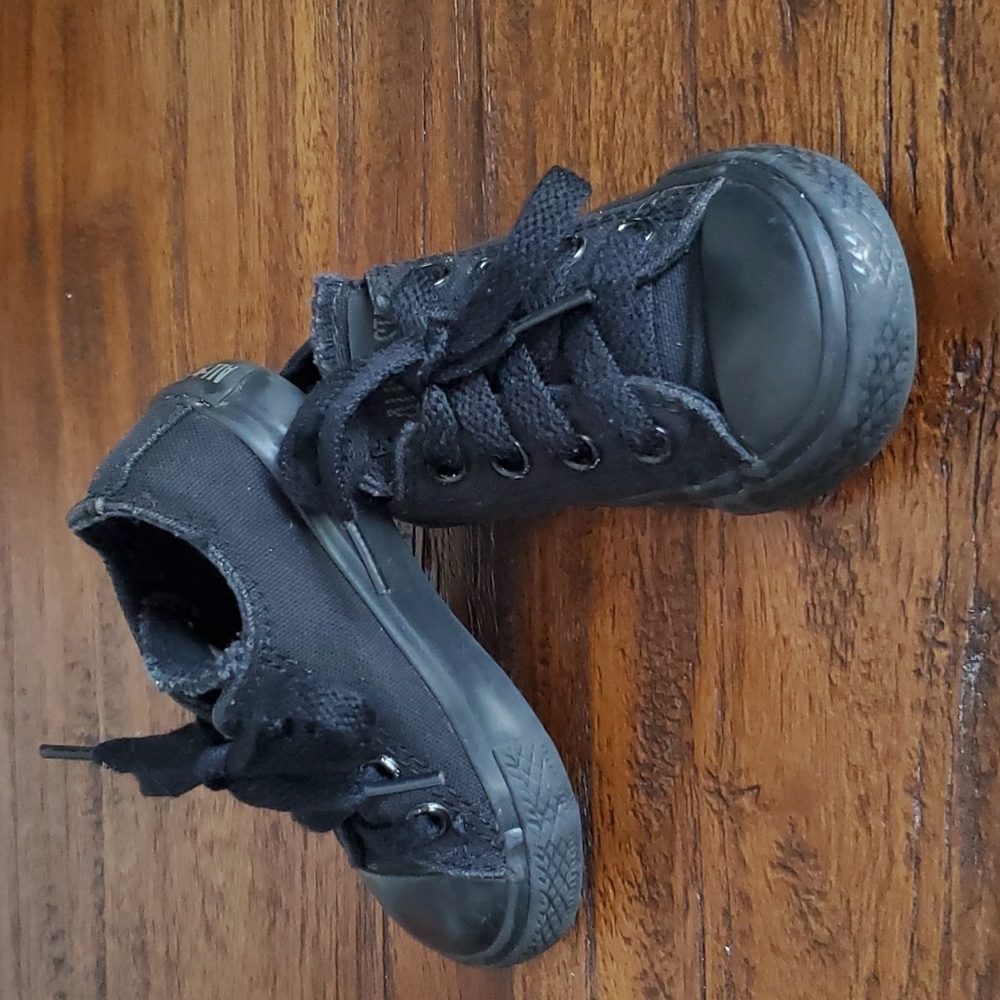 All star classic chuck Taylor converse
